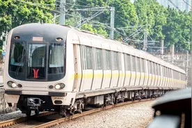 广州地铁1号线 A1、A2、A3型列车 进站\发车合集 花地湾\坑口站视频封面