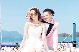 男子拍婚纱照，定的是水下摄影，摄影师：我这不就是在水下了吗视频封面