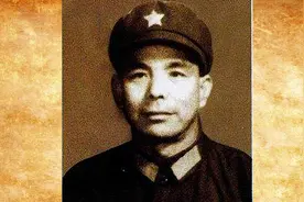 他是中央警卫团副团长，给主席当了31年贴身警卫员视频封面