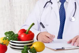 缺钙？缺锌？缺铁？宝宝微量元素到底该怎么补?医生说出了大实话视频封面