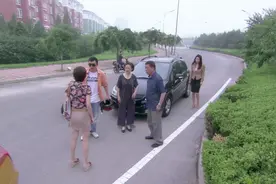 过好日子：拆迁款分配不均，不料二姐拦住常兰的轿车，姐妹俩闹掰视频封面