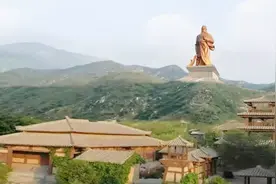 民间最吃香的武将，本是一个败将结果却成“神仙”，比孔子还有名