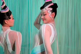 浙江卫视中国好时节：舞蹈《盼春织》拍摄花絮简直太美了视频封面