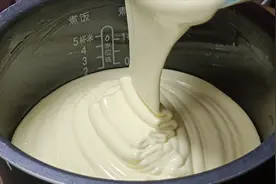 蒸蛋糕好吃有诀窍，学会这个方法，不回缩不塌陷，香软蓬松