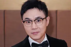 票房11亿大鹏为何分文不得？大鹏离开张朝阳的原因远不止这么简单视频封面