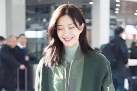 被江疏影的“抹茶绿”美到，穿上这一身气质又高级，少女感十足视频封面