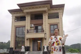 实拍占地120平农村别墅，5个套房加挑高客厅，太豪华了！