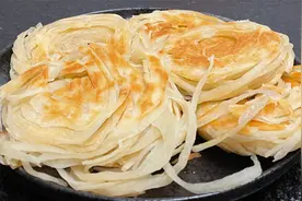 手把手教你在家做盘丝饼，千丝万缕，酥脆又爽口，和面秘诀全公开视频封面