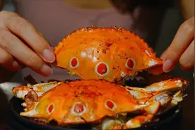 高端的食材做法也就越简单，做花蟹，只需要这简单2步，巴适得板