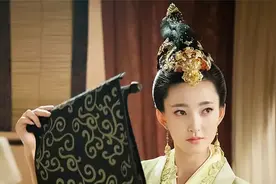 我算是明白，为什么这部封神演义会被压四年，播出后又被下架视频封面