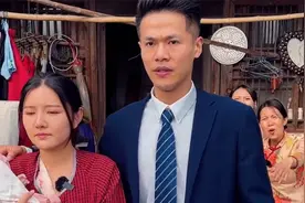 婆婆表面一套背后一套，在儿子面前演戏装作对儿媳好，结局解气视频封面