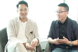 兄弟的年龄却要饰演父亲的角色，陈智燊首次挑战舞台剧，被大赞！