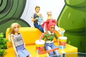 儿童玩具迪士尼芭比公主玩偶角色扮演游戏，超酷卡通玩具人互动视频封面