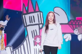 李小璐谈家庭，现场曝贾乃亮婚前婚后差距大，父亲曾担心甜馨长相视频封面