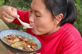胖妹去桃园摘桃胶，做碗红枣桃胶羹，炖20分钟，软糯爽滑，吃过瘾视频封面