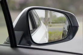 为什么要把牙膏涂抹在后视镜上，一般人不知道有啥用，用过都说妙视频封面