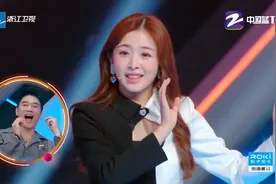 听说很好吃：黄圣依少女气息满满和张含韵大秀女团舞