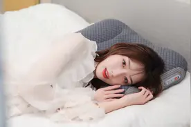 水星家纺拿捏枕体验，8D按摩头，让你的颈椎一夜重振雄风？视频封面