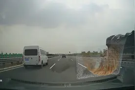 逸动Plus | 暴雨天气高速公路行驶记录视频封面