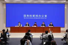 商务部：我国每卖出8辆新车就有一辆是新能源汽车视频封面