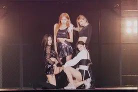 4K丨BLACKPINK出道主打曲《BOOMBAYAH》，Lisa跳舞真带劲儿！视频封面