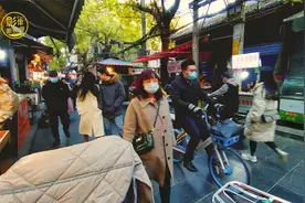 徒步西安回民街区北广济街 这里曾经是人山人海 如今却有些冷清视频封面