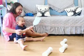 不上幼儿园的娃在家玩什么？不看电视不玩手机，2把扇子就能搞定视频封面