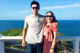 孙杨妈妈听证会视频，曾是浙江女排主力，杭州师范大学体育系教授视频封面