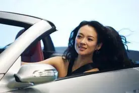 汪峰开600万劳斯莱斯，再看章子怡座驾，直接暴露家庭地位视频封面