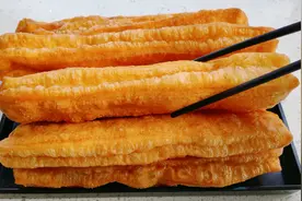 炸油条这个配方一定收藏，只需简单几步，空心酥脆，放7天也不硬