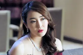 高姝瑶：妩媚性感，美丽动人，身材完美视频封面