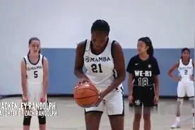 30个NBA星二代，詹科韦奥尼尔，兰多夫女儿打得过奥尼尔女儿吗？视频封面