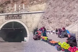 塔吉克斯坦人务农为生，我国援建一条隧道，给他们提供很多商机视频封面