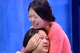 保姆上台竟然要女主人离婚，婆婆-你凭什么？保姆当场曝光身份视频封面