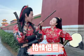 小七和何老师合体拍情侣照，力破分手谣言