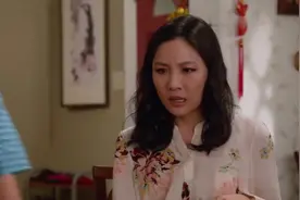 美剧：华裔大姐懵了，跟儿子比赛说普通话，不料自己要上访谈节目视频封面