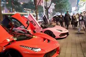 集梦会长：拉法长沙解放西首秀，炸街引轰动，路人围观视频封面