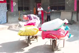 没有见过父亲，如今老了儿子又没了，晚年生活真凄凉！视频封面