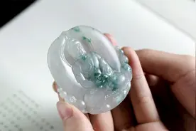 八大守护神——阿弥陀佛（属狗和属猪的守护神）
