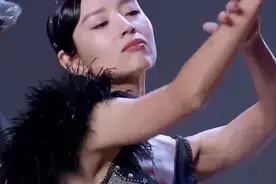 董洁的舞蹈功底有多强？古典舞有气质，没想到爵士也能驾驭