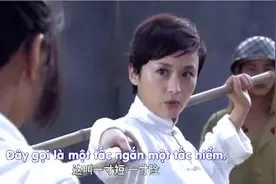 日本女兵不自量力挑战中国女功夫高手，输了还要下跪！！丢人视频封面