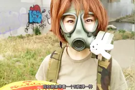 原日本自卫队二人组试吃鲱鱼罐头，吃起来好欢乐