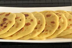 1个鸡蛋，1根香蕉，教你做香甜绵软的香蕉饼，比脆皮香蕉还好吃