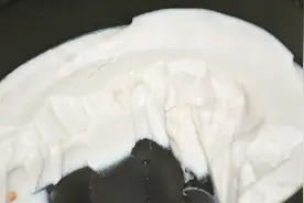 熬猪油有窍门，第1步很重要，熬出来又白又香，连油渣都好吃视频封面
