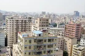 2019年3月份深圳城中村密集的让你发麻-天气温度非常好不冷不热视频封面