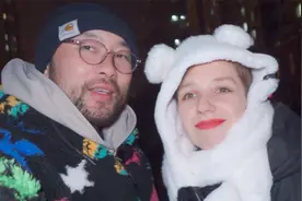 带德国媳妇感受东北浪漫，全城一起放烟花迎接新年！视频封面