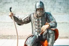 古代将士的盔甲有多重？宋朝60斤，现代全副武装的士兵都被比下去