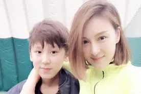 “梦萍”儿子帅到可以出道了，加拿大混血五官超精致视频封面