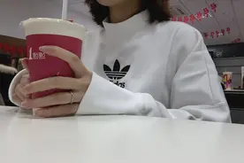 上海女子日常记录：国企上班，一日三餐，咖啡奶茶，逛街视频封面