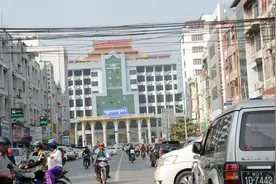 中国家庭手头有多少钱，才算有钱人？专家：超过“这么多”就行！视频封面